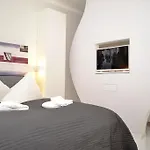 Honeymoon Ruterra