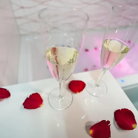 Honeymoon Ruterra Апартаменты